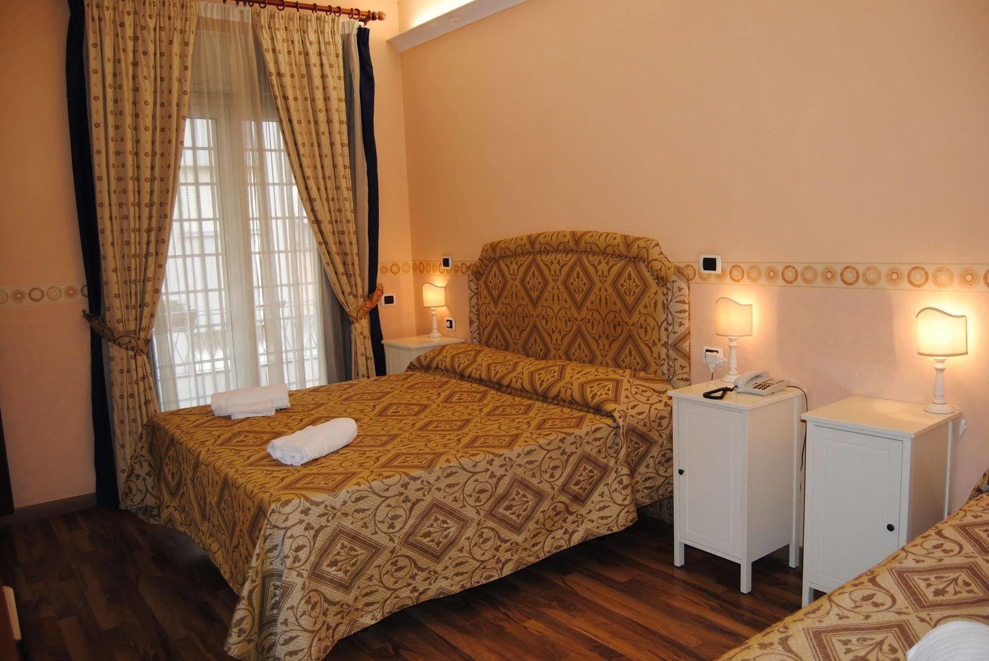 로마 Il Colonnato B&B 외부 사진